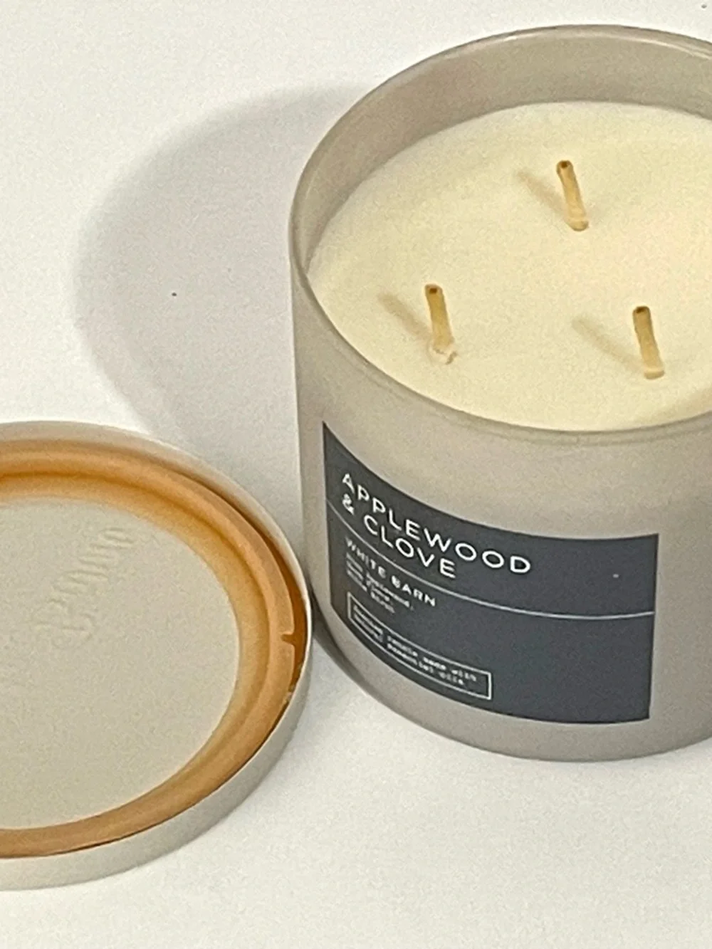 Bath & Body Works 3 Wick Candle Applewood & Clove White Barn Discontinued - Picture 4 of 5